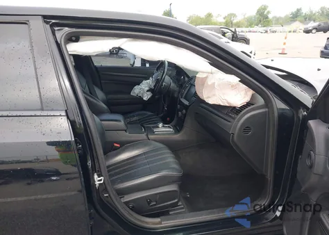 2016 Chrysler 300 S из США, поврежденный, VIN 2C3CCABG3GH219954